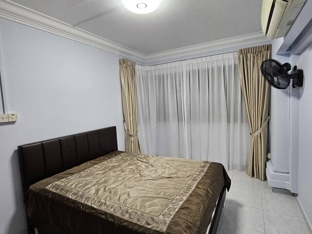 Master Bedroom for Rent