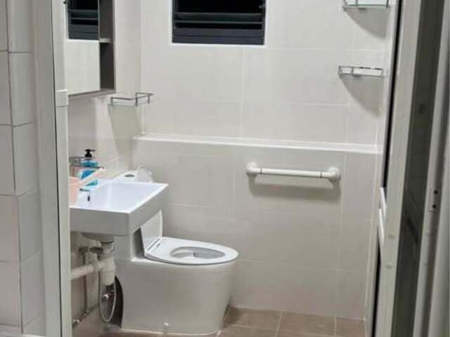 Good fully furnished HDB 4 room flat for rental