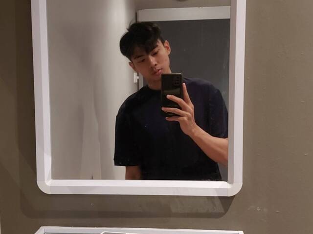 Leonard Lee is looking for a room in Buona Vista