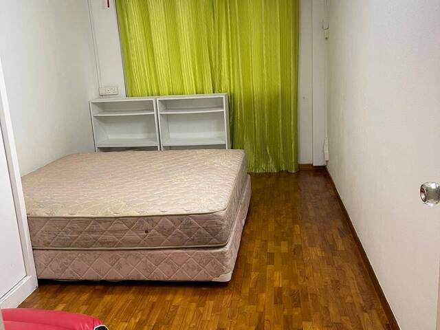Room for 2 or 3 at Serangoon North Ave 4