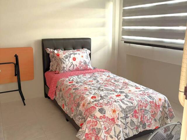 2 Common Rooms for rent at Blk 144 Lorong 2 Toa Payoh. Near to Toa Payoh MRT! NO AGENT FEE