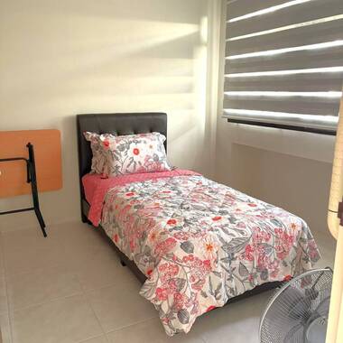 2 Common Rooms for rent at Blk 144 Lorong 2 Toa Payoh. Near to Toa Payoh MRT! NO AGENT FEE