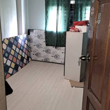 Good size Common room at blk550 Woodlands Dr 44 (s)730550