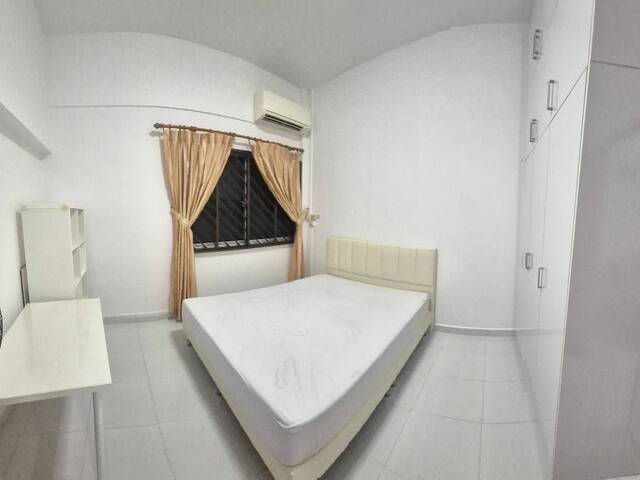 Common Room - Blk 363 Hougang Ave 5