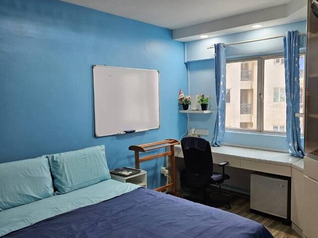 House keeping service, cleaning of bathrm, washing & drying of laundry included, Gd size Common room