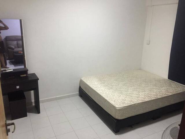 114 Ho Ching Road, Common Room, for rent