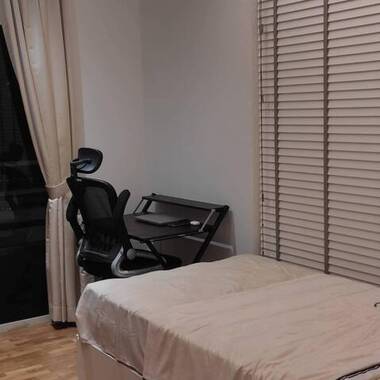 Common room at Lilydale for rent! Aircon wifi!