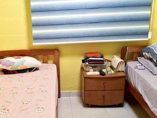 <Female Tenant Only> Shared (Common) Room at Bedok North