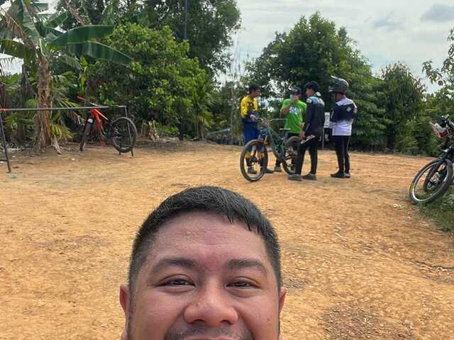 John Eric is looking for a whole unit in Bukit Panjang