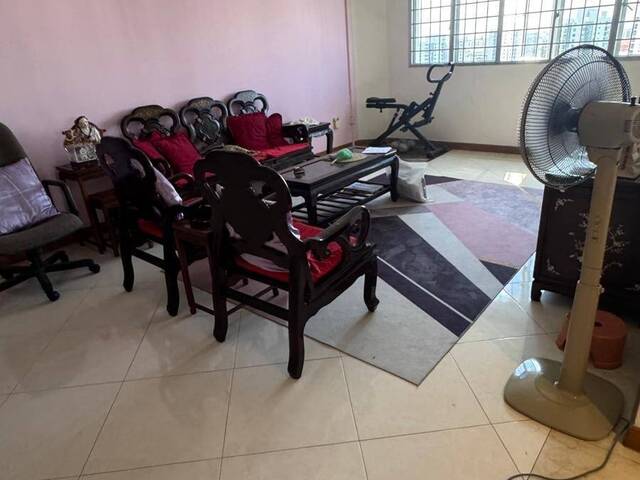 π΄π‘π’Bk 116 Jurong East (Chinese Gdn mrt) $4200 π£π΅π’