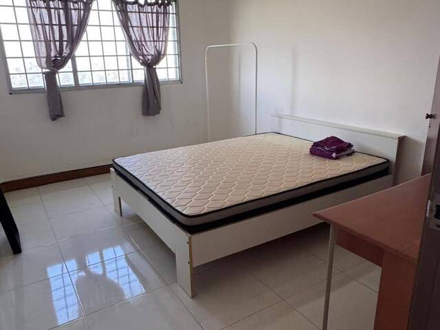 π΄π‘π’Bk 116 Jurong East (Chinese Gdn mrt) $4200 π£π΅π’