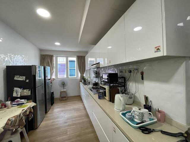 Landed House Master room of 500-600 sq.ft for couple (Near Upper Thomson TEL )