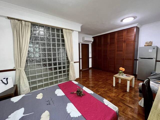 Simei MRT, Studio typed Master Room for 1-2 Pax