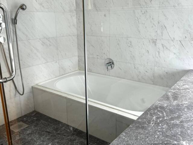 SUPER CHEAP! For Rent - 4 Bedrooms @ Parc Seabreeze – Marine Parade MRT!