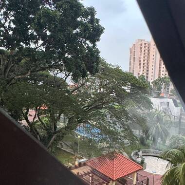 Blk 74 Bedok North - $1000 for couple (aircon + wifi) - 2 PAX any gender (MSIAN OWNER)