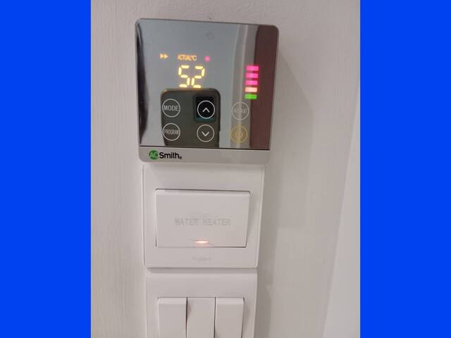 3rm hdb, free/foc daily cleaning services, access to full condo facilities( nearby)