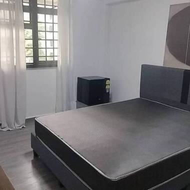 Common room at 95 Lorong 4 Toa Payoh for rent! Aircon wifi!