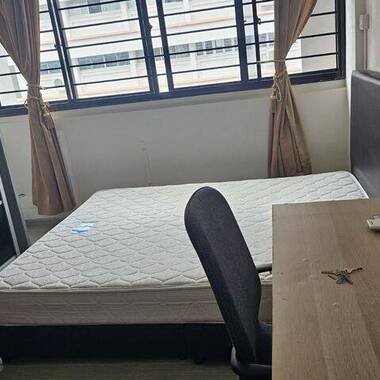 No owner staying! Master room at 123 Mcnair road for rent! Aircon wifi!