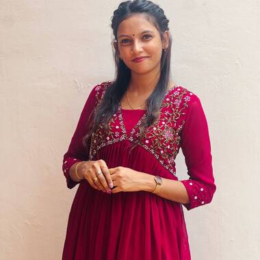 Thibaah Bathamanathan is looking for a room in Bukit Batok