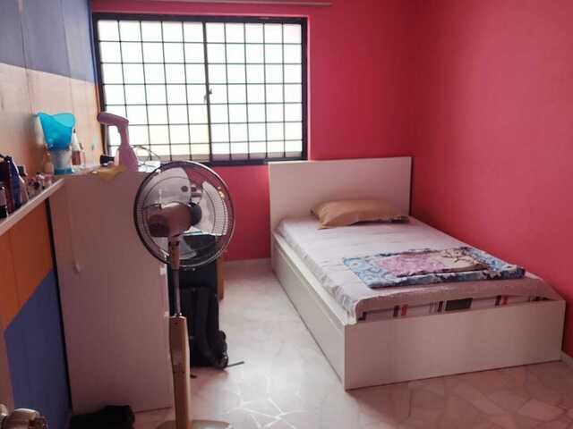 HDB common room 5 mins walk to Choa Chu Kang MRT station