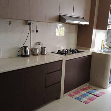 Blk 251 Jurong East - indian owner - $900 for 1 lady ; $1000 for couple