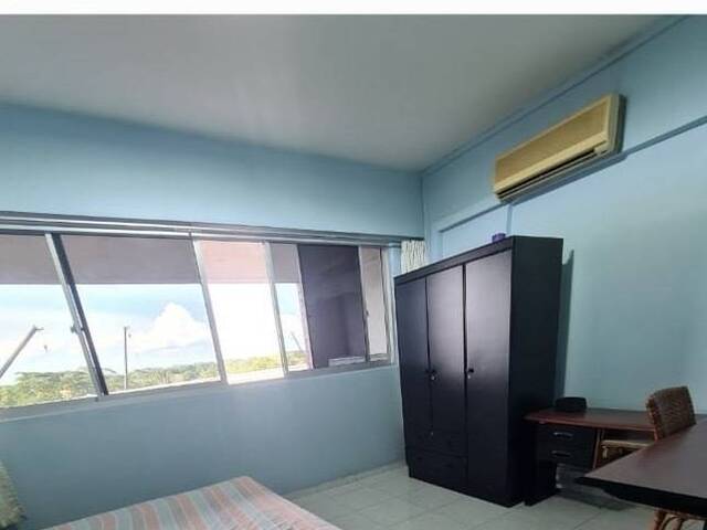 2 Common Rooms for rent at Blk 408 Jurong West St 42 NO AGENT FEE
