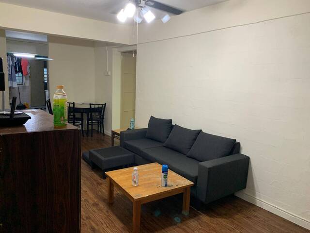 Large common room near Marine Parade/Marine Terrace