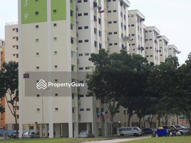 Common Room @ Yishun Ave 11 BLK 439! NO AGENT FEE!