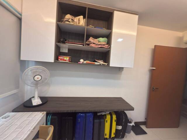 443C Fajar road, common room available for rent