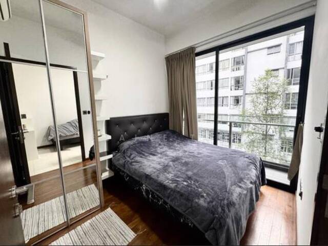 Fully Furnished 1 bed 1 bath Condo, 770m from MRT station
