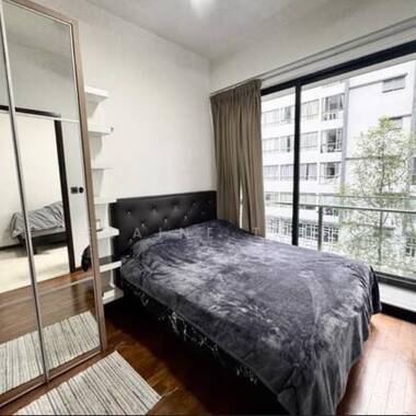 Fully Furnished 1 bed 1 bath Condo, 770m from MRT station