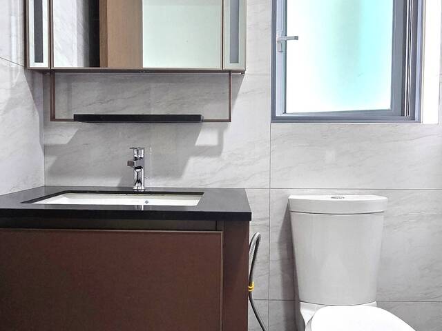 SUPER CHEAP! Normanton Park 2 + S High Floor Pool View 2 bedrooms + Study (Toilets With Windows)