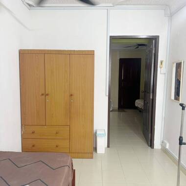 Blk 331 Jurong East - $700 for 1 guy (Ceiling Fan + WiFi) - can cook once a week