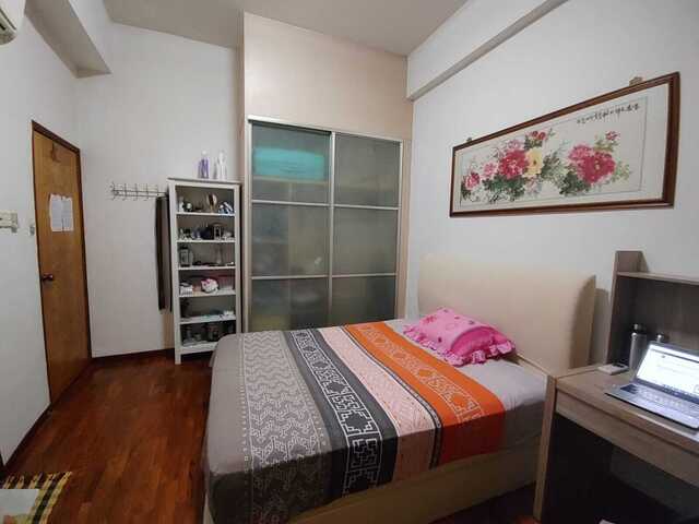 Fully Furnished Private Apartment - Master Bedroom