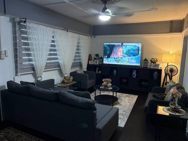 4-Room Flat @ Yishun Ave 11 BLK 440! NO AGENT FEE!