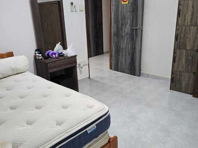 For Rent: Common room Blk 425 Jurong West Avenue 1
