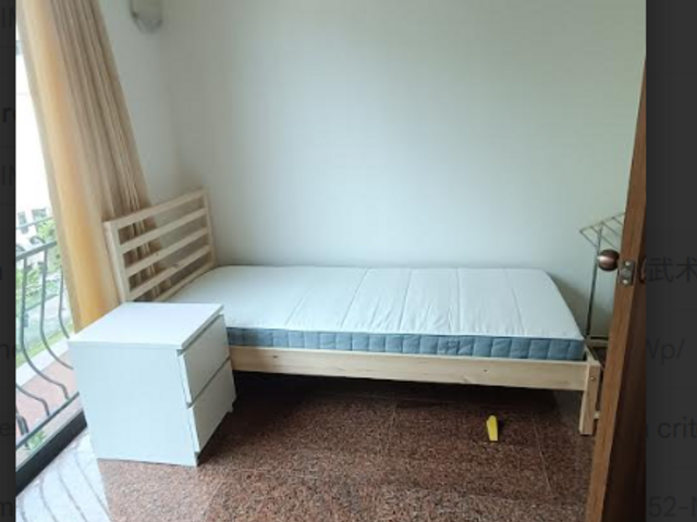 East facing single Cbrm behind Katong Shg Centre