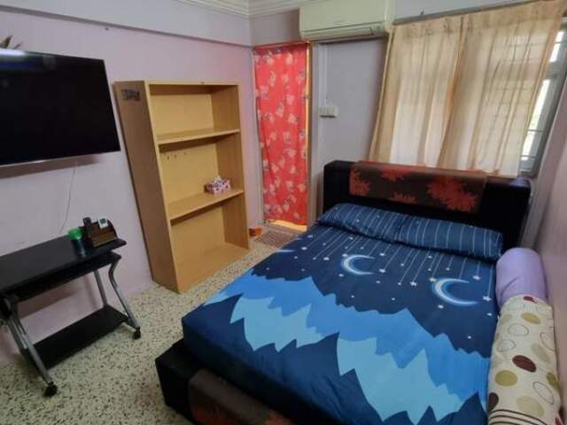 Ang Mo Kio Master Room / Common Room available