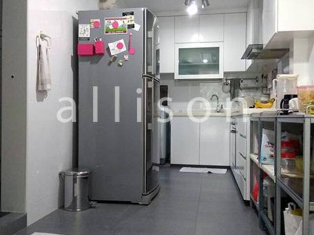 Common Room @Depot Road (Labrador MRT) For Ladies Only