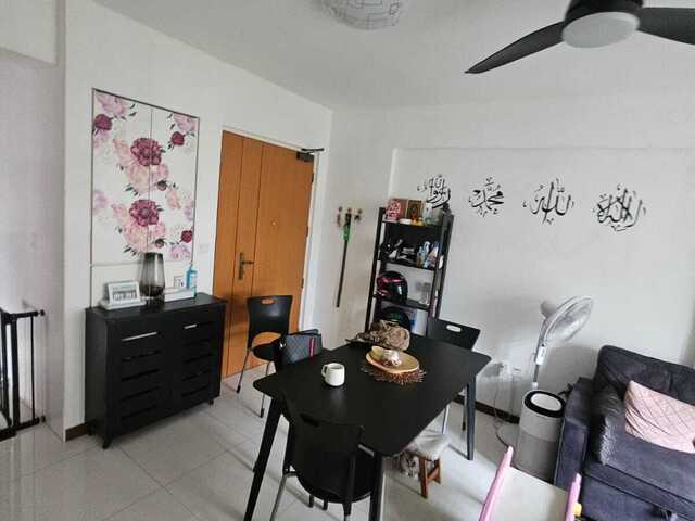 3-Room Unit @ Hougang Ave 9 BLK 932B! NO AGENT FEE!