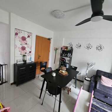 3-Room Unit @ Hougang Ave 9 BLK 932B! NO AGENT FEE!