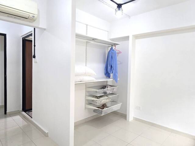 SUPER CHEAP! (3+1) 5I – Blk 684C Woodlands Drive 62– Near Admiralty MRT!