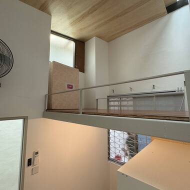 Clean, Airy & Bright. 1 Bath/Toilet to 2 pax. Furnished Room Near to Bedok MRT