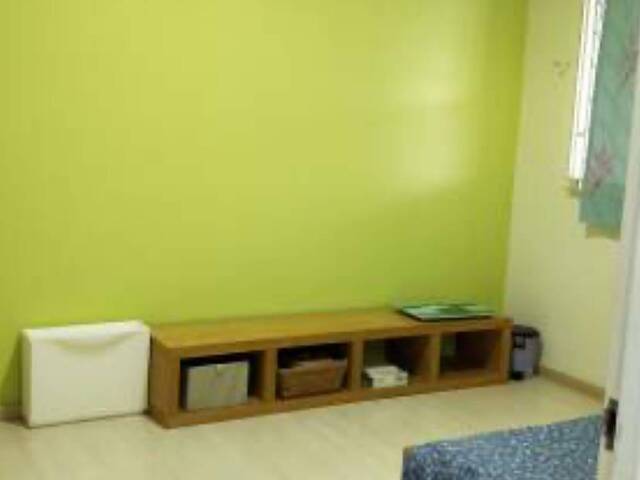 Common room at 839 yishun street 81 for rent! Aircon wifi!