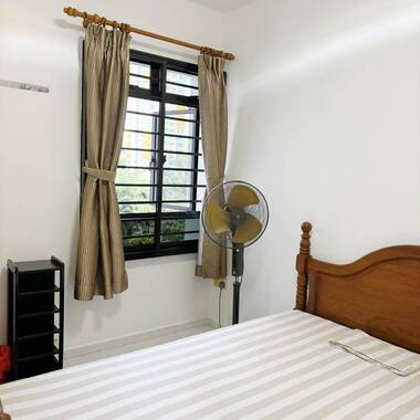 Blk 119D Kim Tian Road - $1100 for 1 LADY (Aircon + Wifi) - nice room, renovated