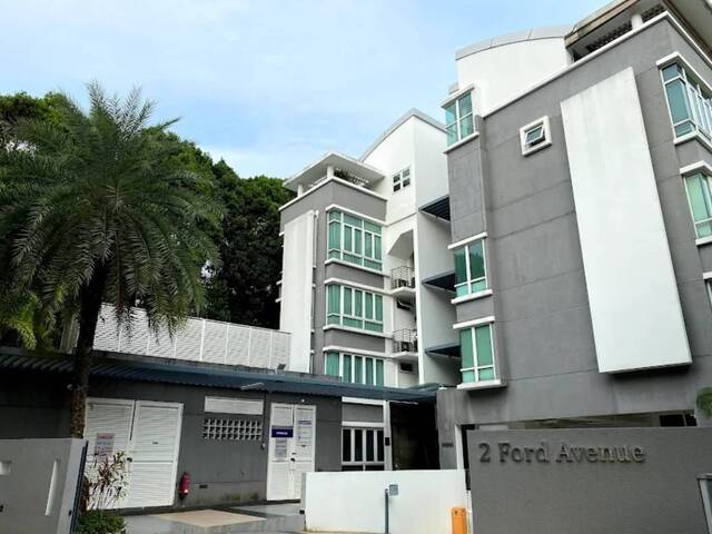 6misn walk Holland Village MRT, Master room w Attached bathroom, no owner, Privacy