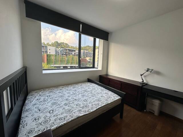 En-suite Master Room in 3BR apartment