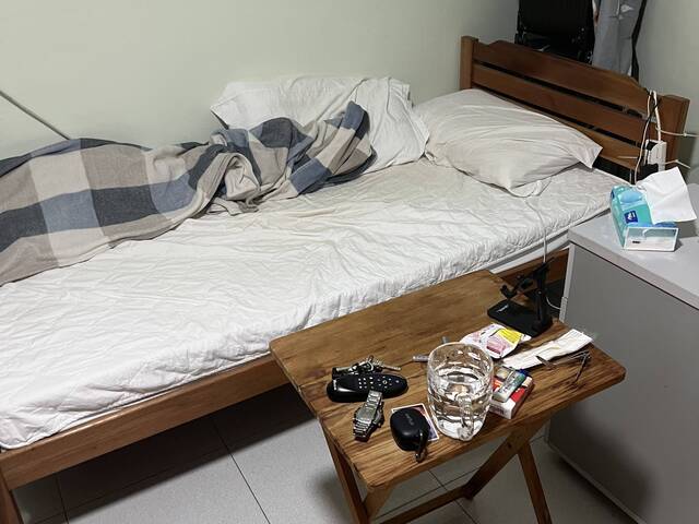 Room for rent near MRT