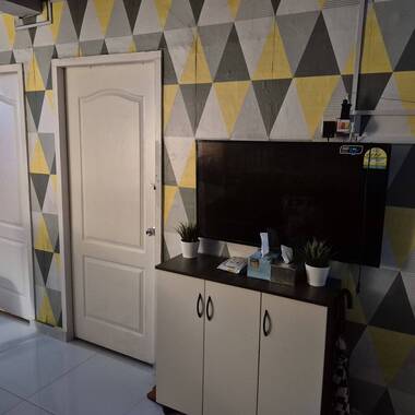 Room Sharing With Males