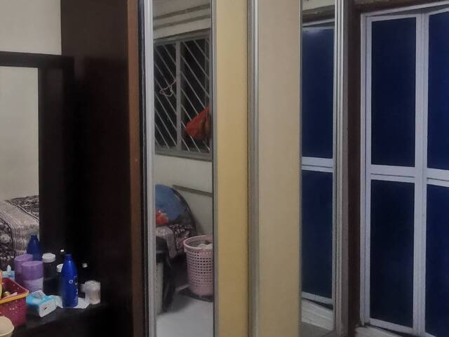 Master Bedroom for Couples / Bachelors (2 Pax)